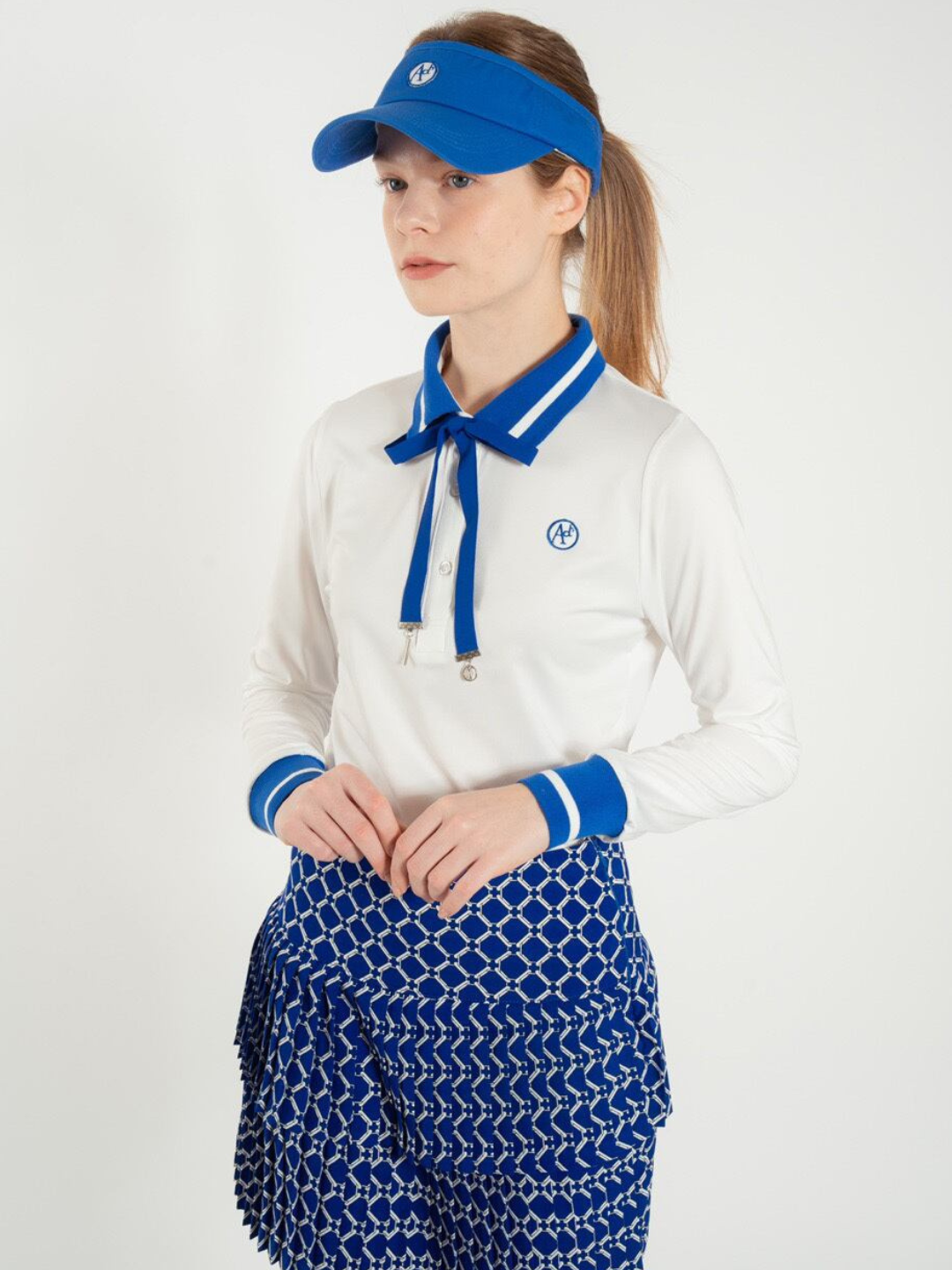 Long sleeve polo shirt with ribbon tie CH296