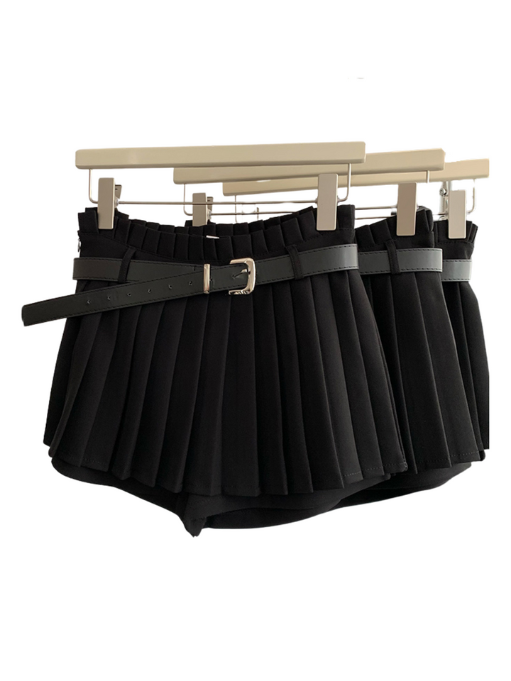 Shorts with belt CH276