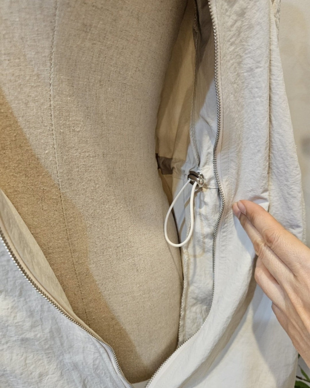 ジップフレアワンピース　CH1180