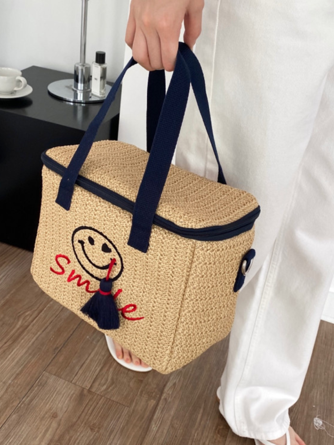 Smile cold/thermal bag (Beige/White) CH316