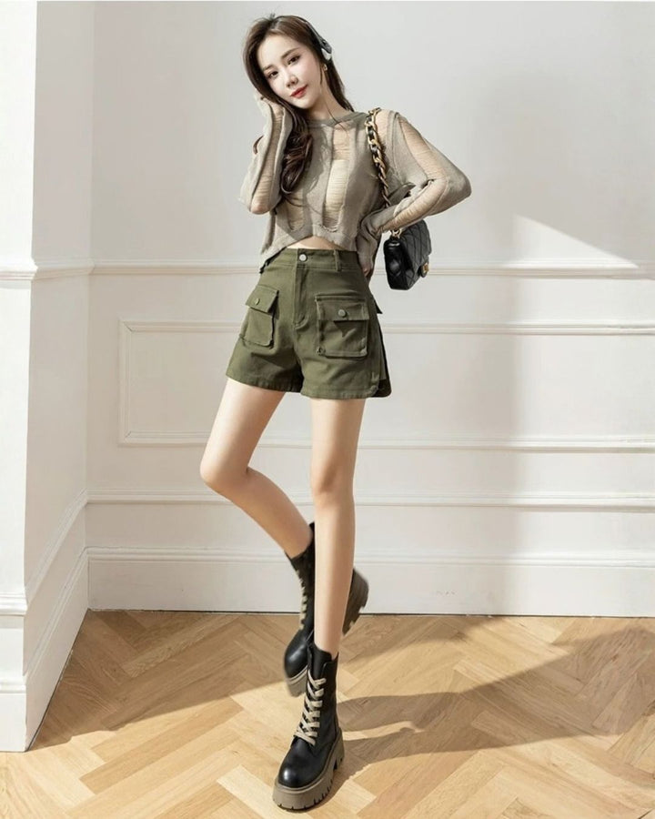 Celana pendek denim kaki lebar berwarna khaki CH352