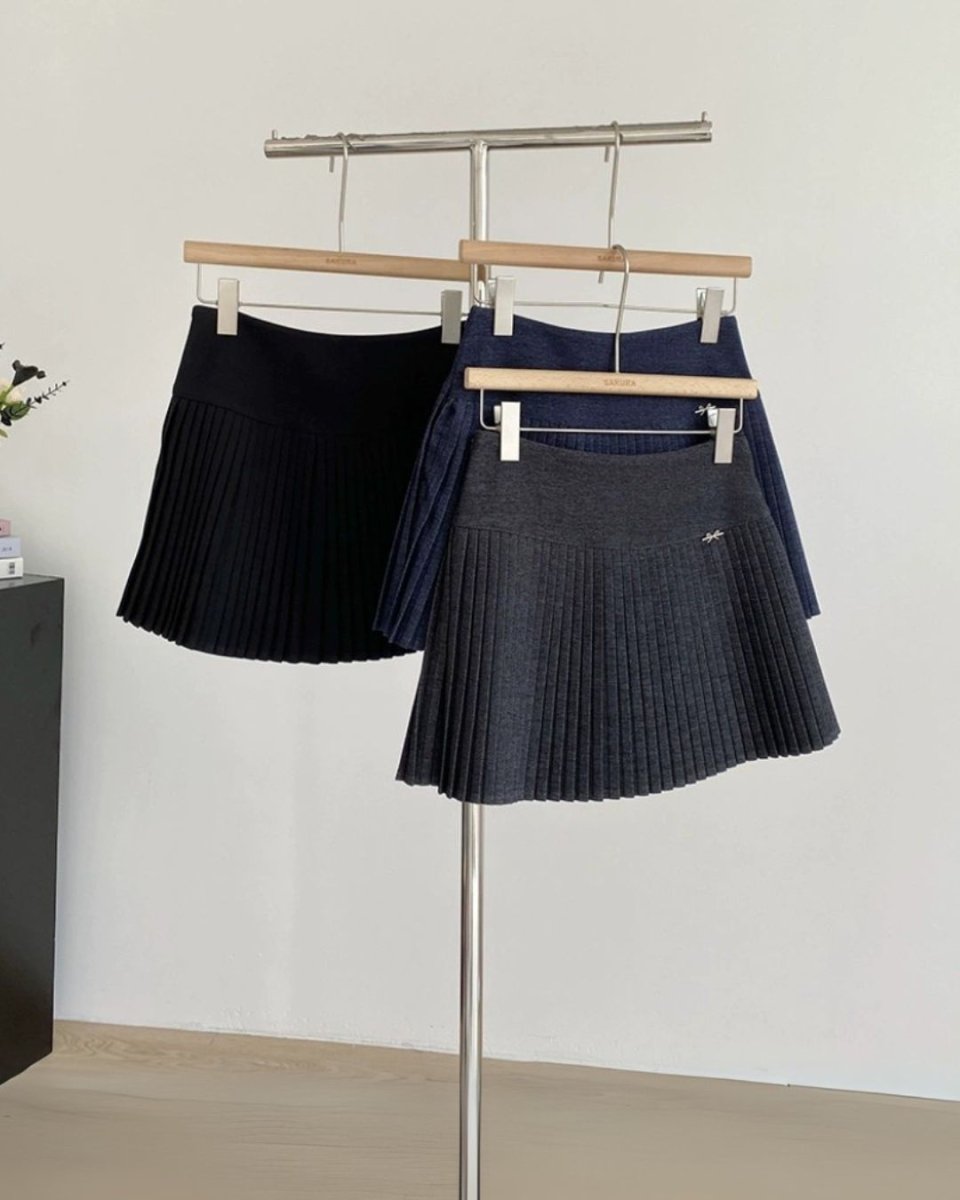 レディース ゴルフ プリーツスカート インナーパンツ付き リボンモチーフ　CH798 - Chamule