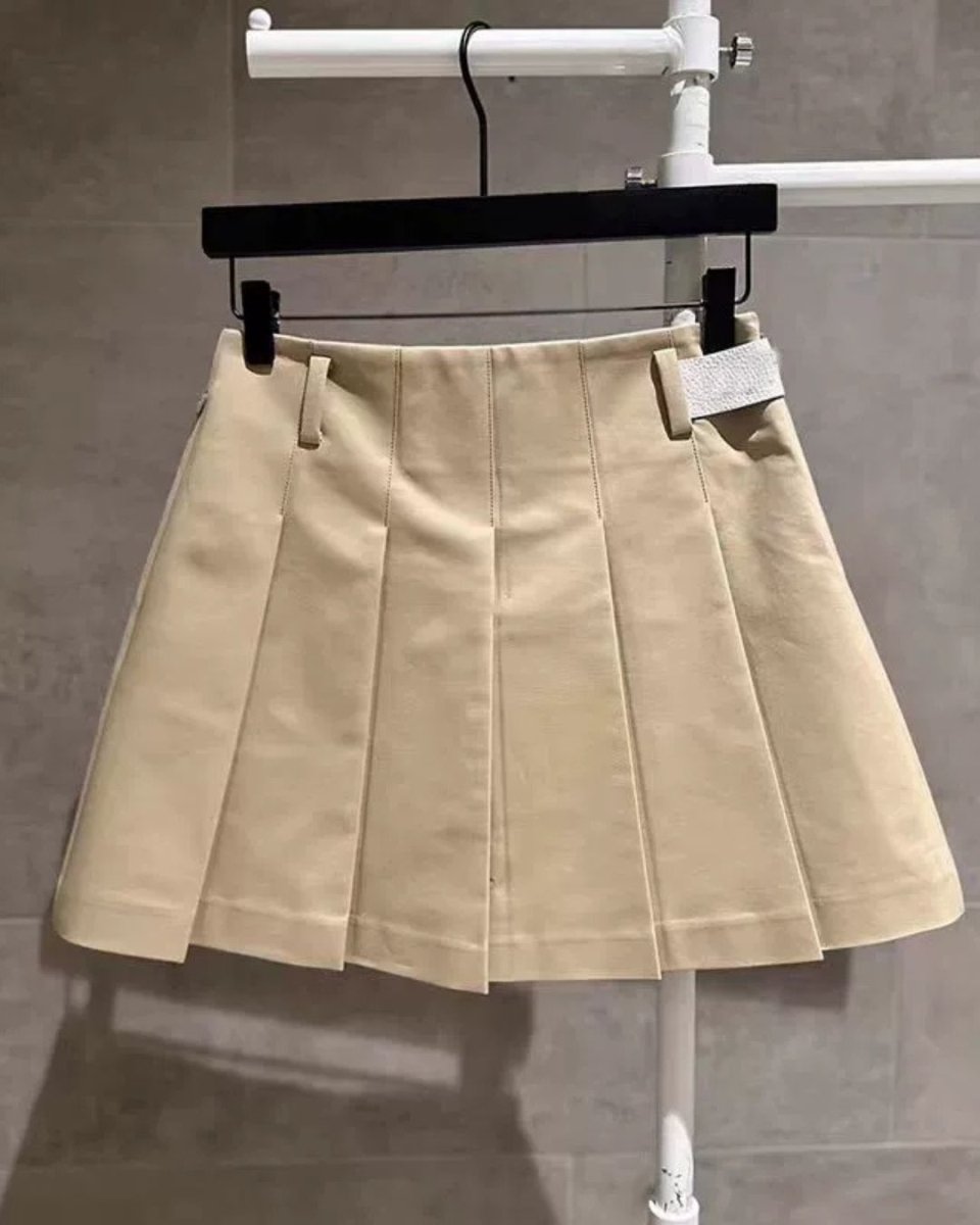 ゴルフウェア ベージュ ポケットベスト プリーツスカート セットアップ