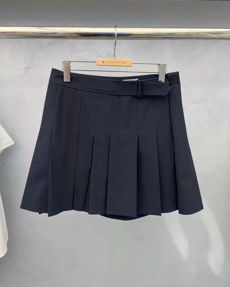 ゴルフウェア レディース ベルト付き プリーツスカート ショート丈 シンプル 上品デザイン CH817 - Chamule