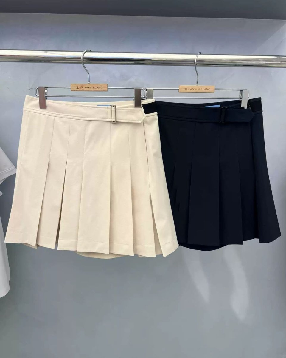 ゴルフウェア レディース ベルト付き プリーツスカート ショート丈 シンプル 上品デザイン CH817 - Chamule