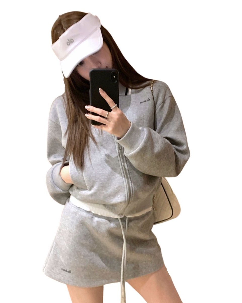 Ensemble pour femme « Circle Cookie Blessing Girl » (Université coréenne) : veste à manches longues grise polyvalente et jupe courte.