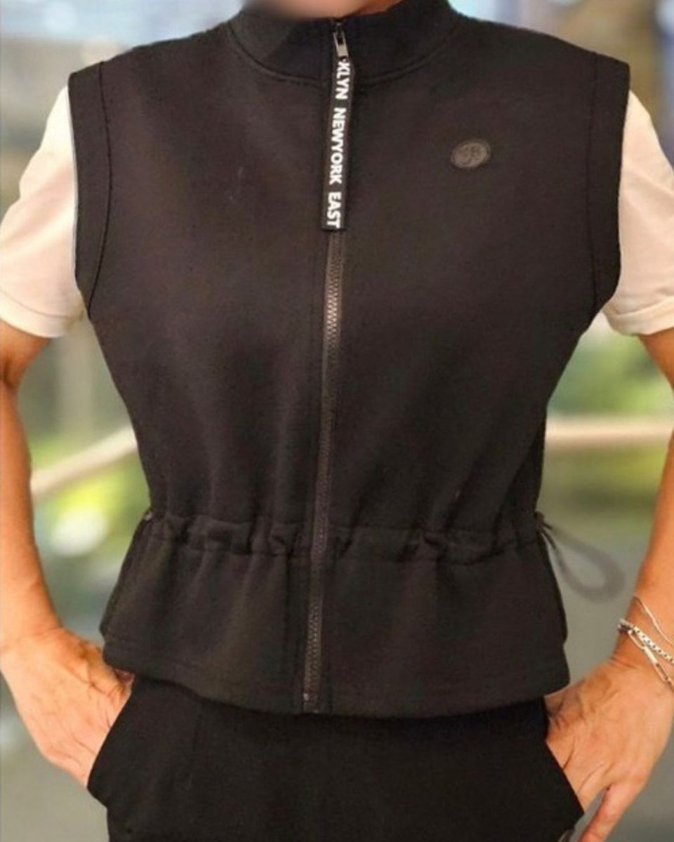 ウエストドローストリングジップゴルフベスト　CH843 - Chamule