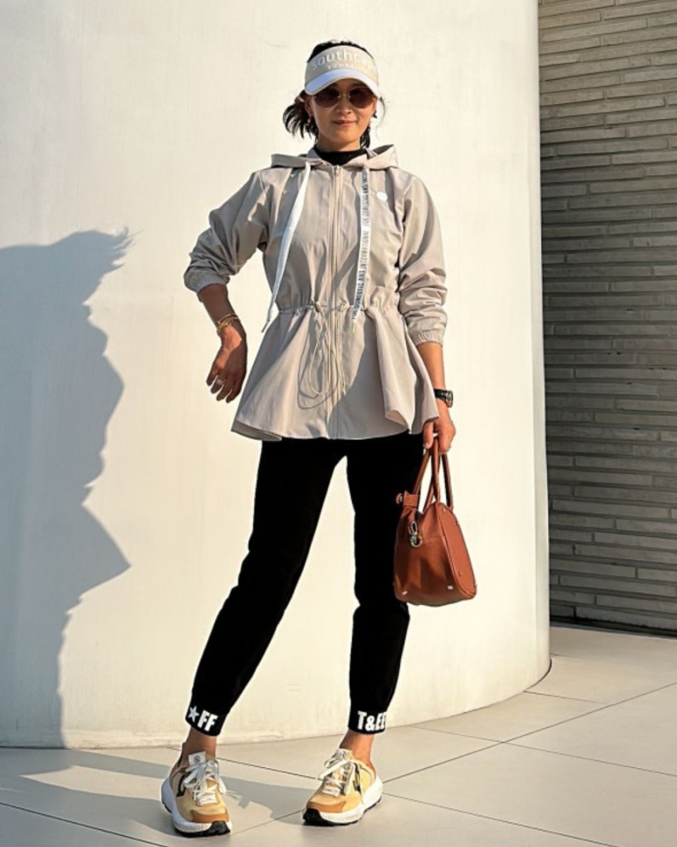 レタリングドローストリングウインドブレーカーゴルフジャケット　CH844 - Chamule