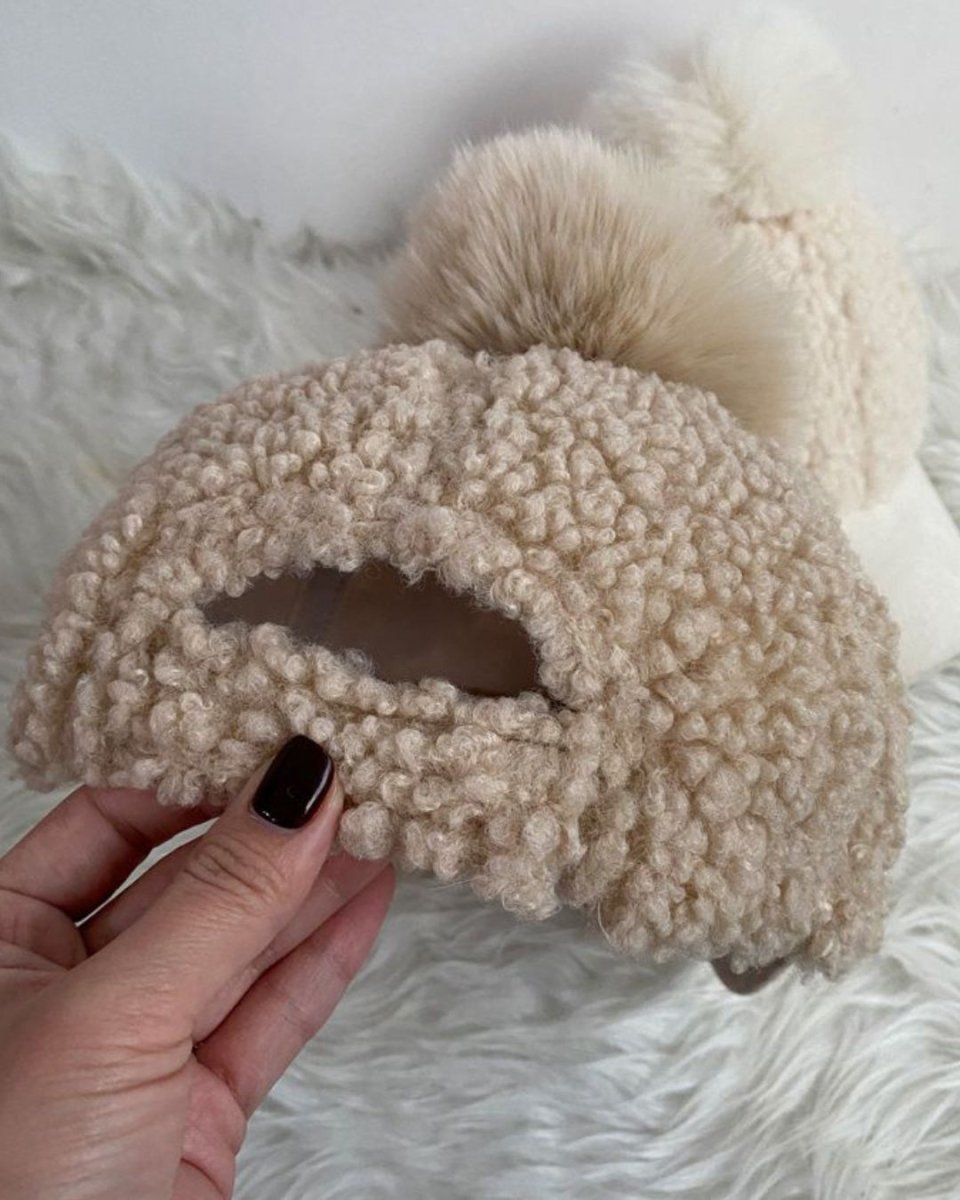 ふわもこポンポンキャップ　CH850 - Chamule