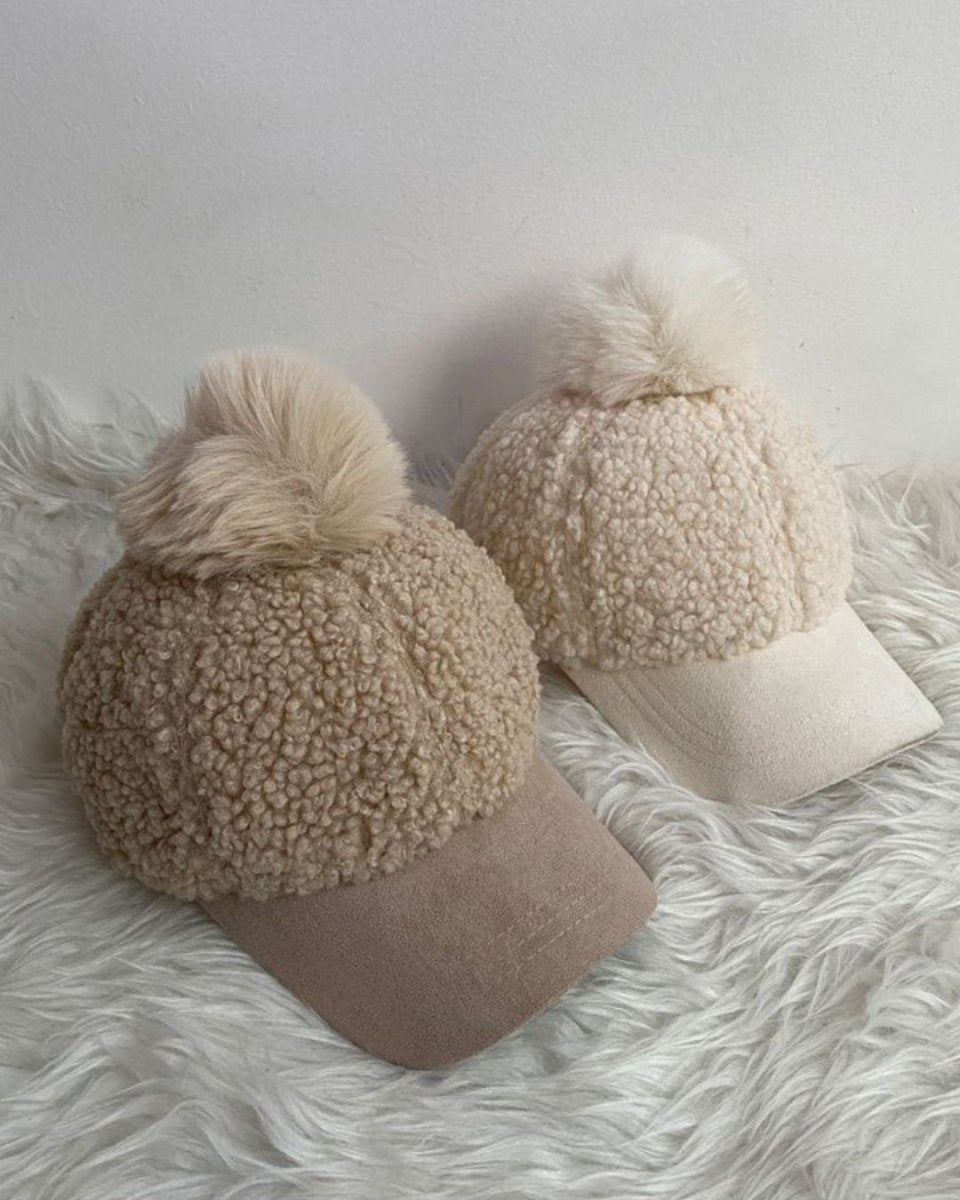 ふわもこポンポンキャップ　CH850 - Chamule