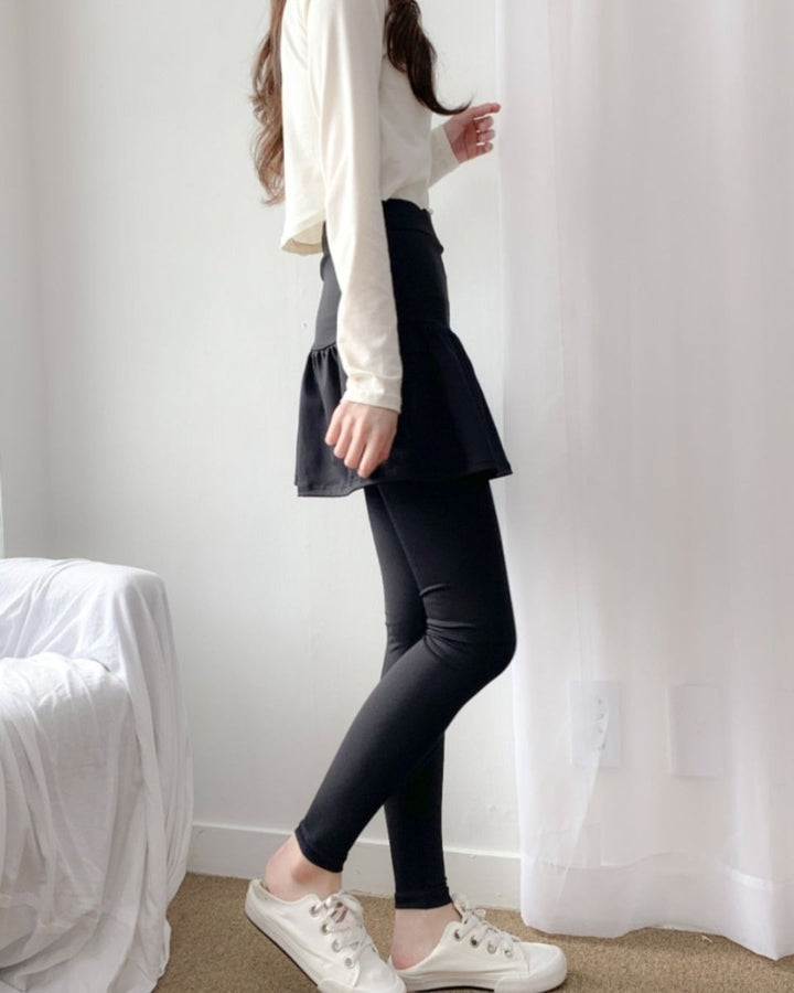 フリルスカート付ゴルフレギンス　CH868 - Chamule