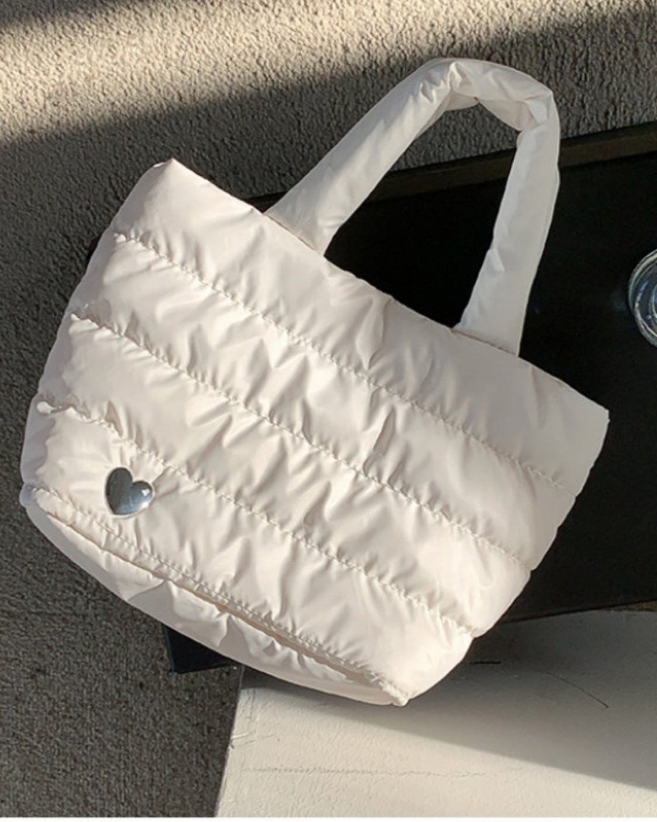 ハートチャームキルティングトートバッグ　CH991 - Chamule