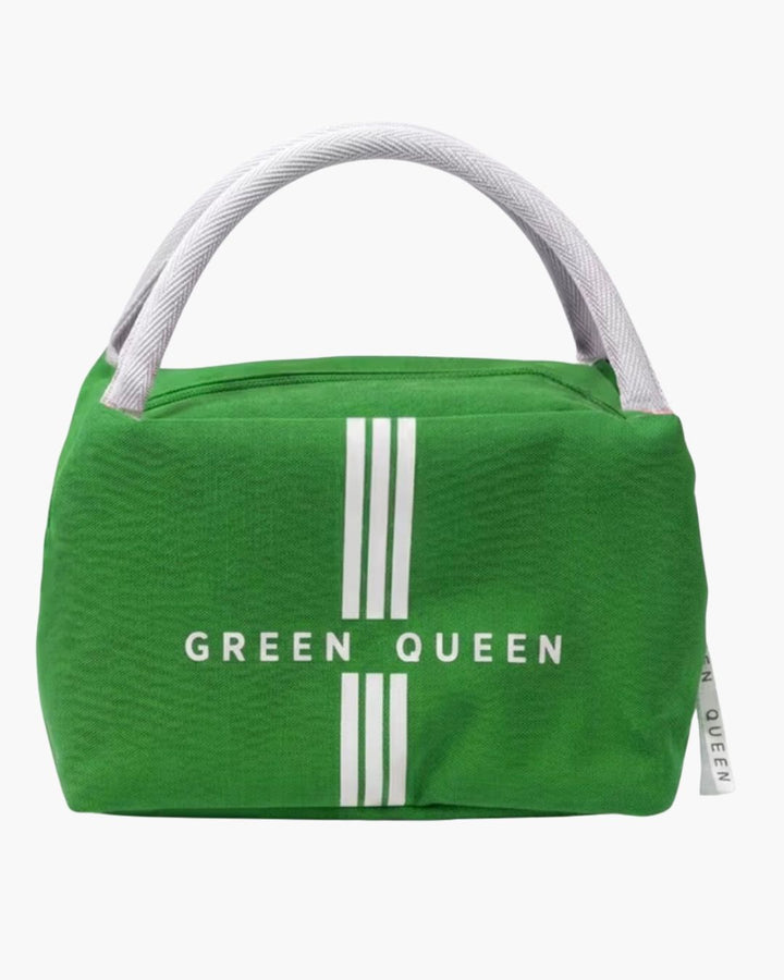 Chamuleの鮮やかなグリーンの保冷バッグ。フロントにホワイトのラインとGREEN QUEENのロゴ入り、持ち手付きのスクエア型ポリエステル製ゴルフ用バッグ