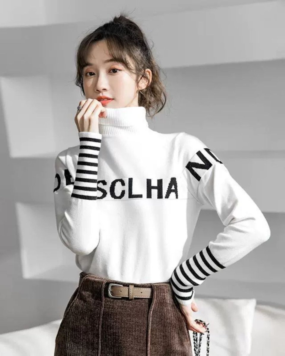 ゴルフトップス レディース タートルネック ロゴ入り ボーダー袖ニット - Chamule