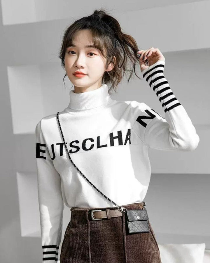 ゴルフトップス レディース タートルネック ロゴ入り ボーダー袖ニット - Chamule