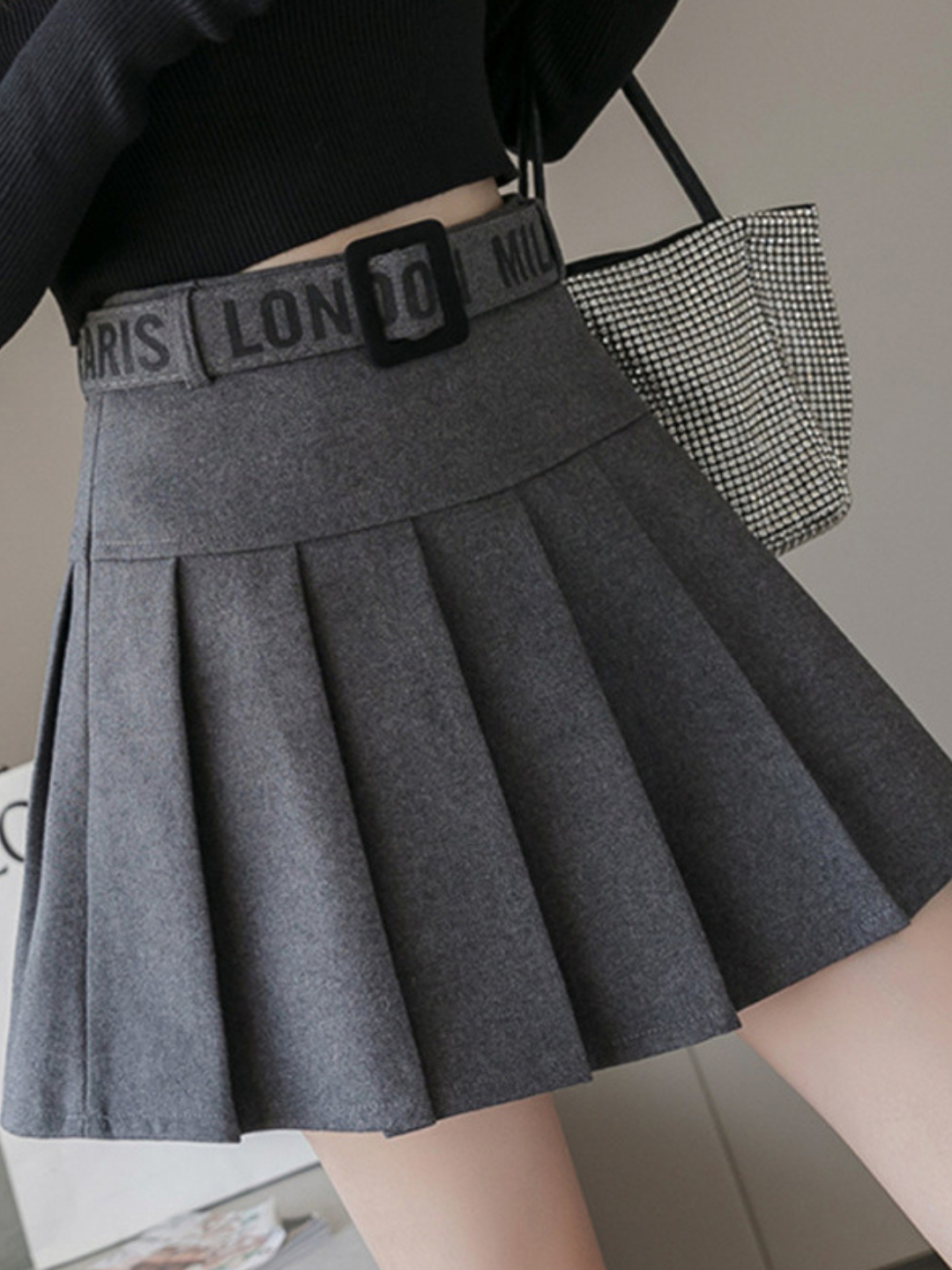 pleated short skirt ch170